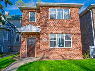105 N 12th Avenue, Melrose Park, IL 60160