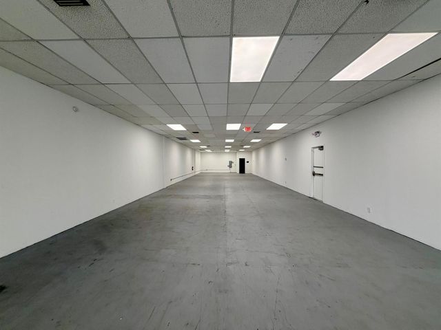 3863 NW 19th Street 3863, Lauderdale Lakes, FL 33311