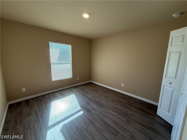 6129 Laurelwood DR, Fort Myers, FL 33905