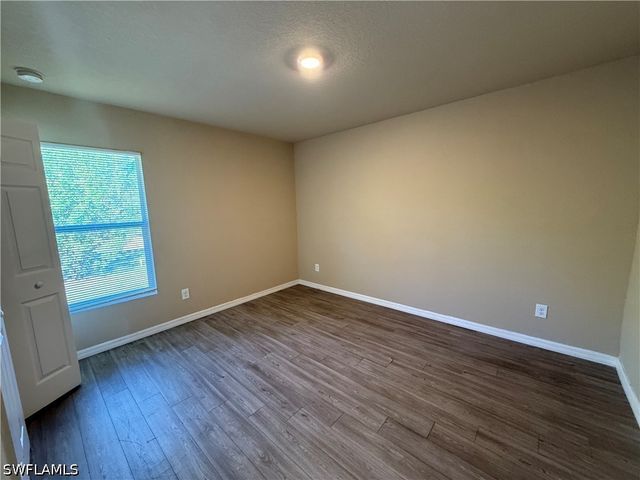 6129 Laurelwood DR, Fort Myers, FL 33905