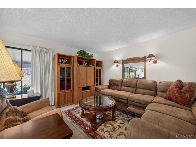 12386 E Bates Cir, Aurora, CO 80014