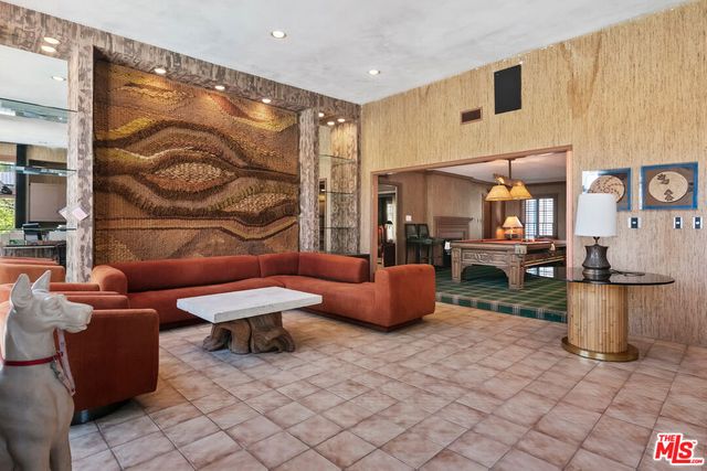 4740 Placidia Avenue, Toluca Lake, CA 91602