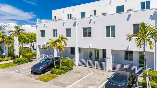 6416 NW 102nd Ct 118, Doral, FL 33178