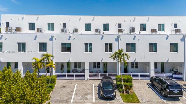 6416 NW 102nd Ct 118, Doral, FL 33178