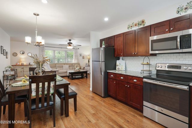 341C Canterbury Court, Lakewood, NJ 08701