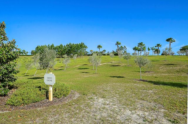 3530 FAIRWATERS COURT D, Clermont, FL 34711