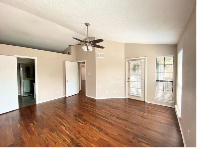 3101 Townbluff Drive 423, Plano, TX 75075