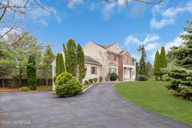 8 Hartnett Way, Millstone, NJ 08510