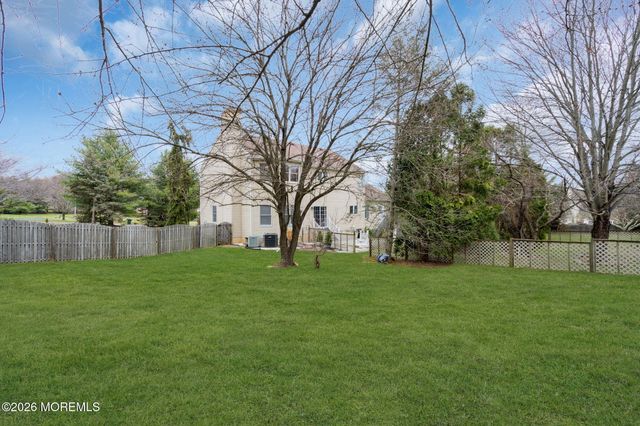 8 Hartnett Way, Millstone, NJ 08510