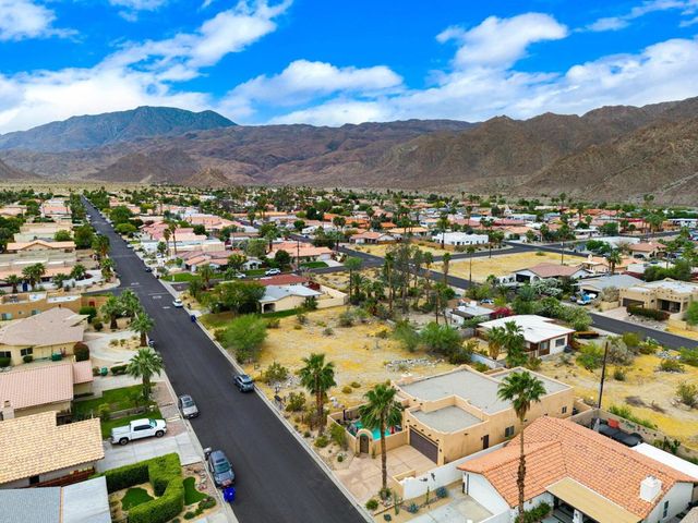 53845 Avenida Alvarado, La Quinta, CA 92253