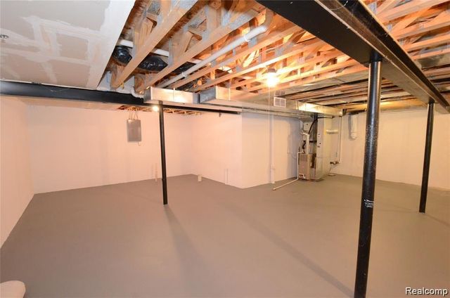 263 S Village Way 23, Canton, MI 48188