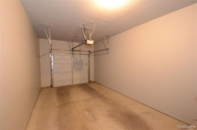 263 S Village Way 23, Canton, MI 48188