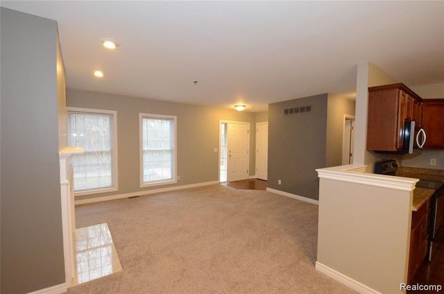 263 S Village Way 23, Canton, MI 48188