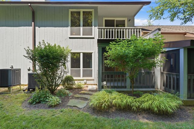 28 E Knoll, Rhinebeck, NY 12572
