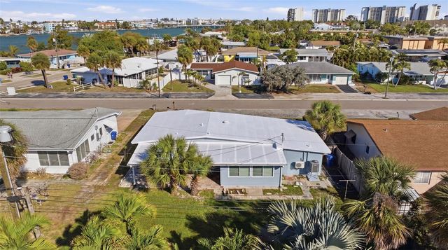 440 89TH AVENUE, St Pete Beach, FL 33706