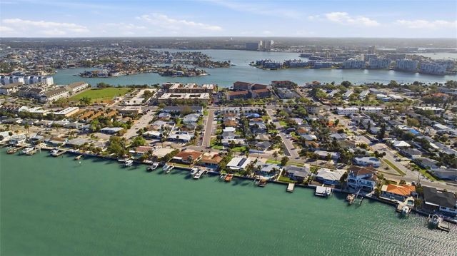 440 89TH AVENUE, St Pete Beach, FL 33706