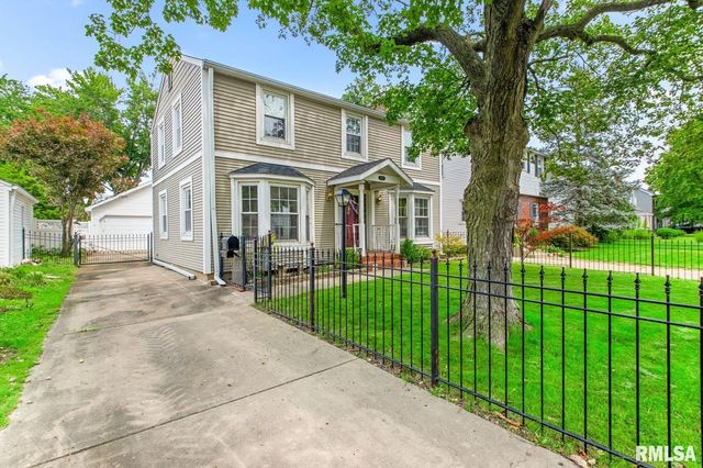 2613 W BARKER Avenue, West Peoria, IL 61604