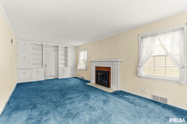 2613 W BARKER Avenue, West Peoria, IL 61604