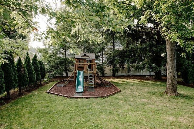 17 Eliot Road, Belmont, MA 02478