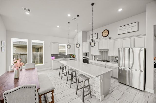 18931 Lynnwood Drive, Manvel, TX 77578