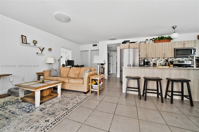 24 NW 13th Avenue, Delray Beach, FL 33444