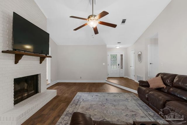 8412 Belle Meadow Blvd, Pensacola, FL 32514