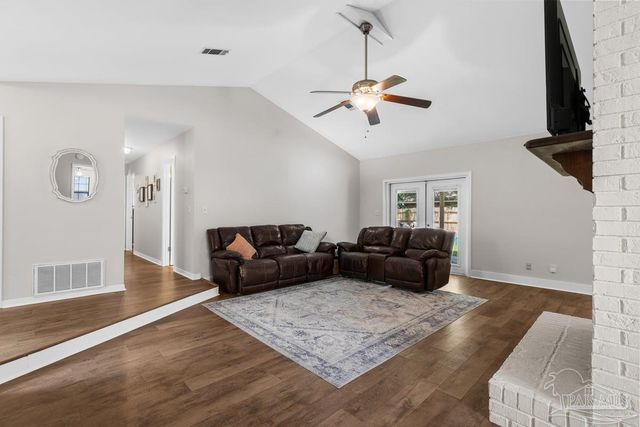 8412 Belle Meadow Blvd, Pensacola, FL 32514