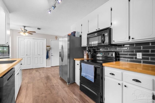 8412 Belle Meadow Blvd, Pensacola, FL 32514