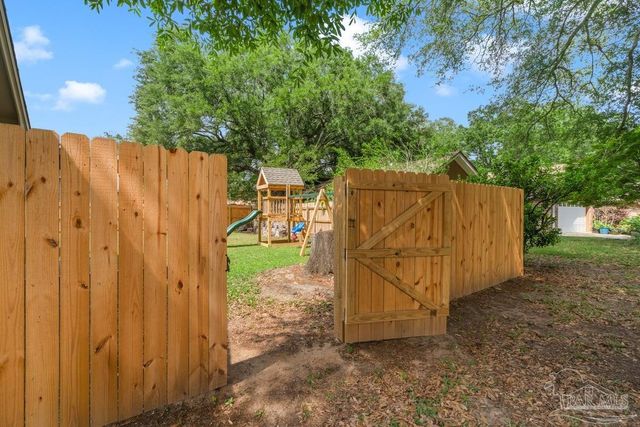 8412 Belle Meadow Blvd, Pensacola, FL 32514