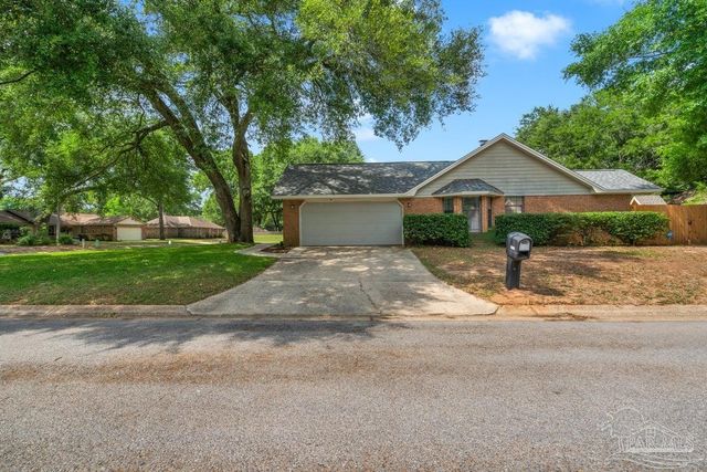 8412 Belle Meadow Blvd, Pensacola, FL 32514