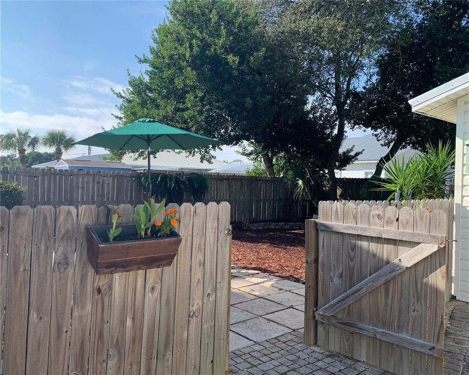 Image 32 of property listing at 323 KELLY STREET, Panama City Beach, FL 32413