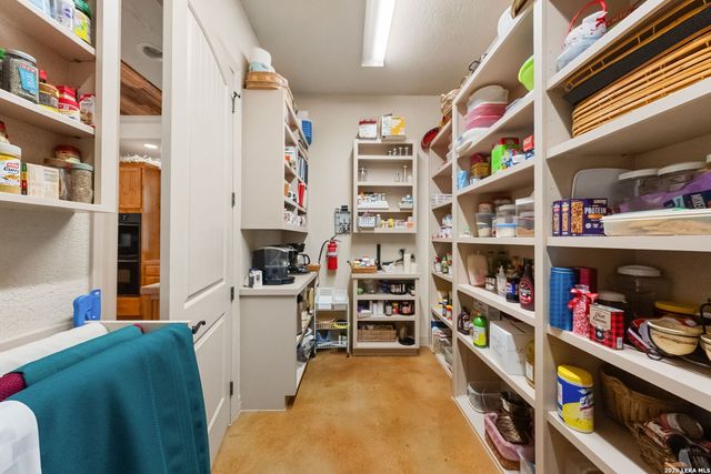 289 Mariposa, New Braunfels, TX 78132