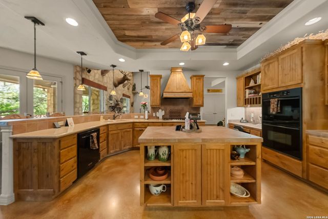 289 Mariposa, New Braunfels, TX 78132