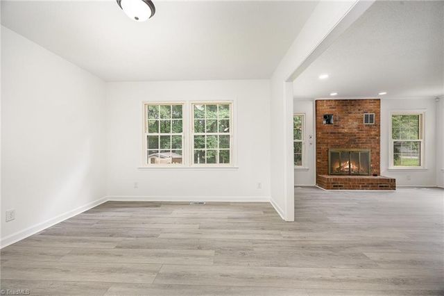 5045 Blakeshire Road, Greensboro, NC 27406