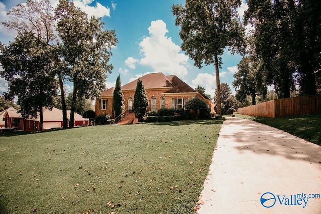 312 Mossy Oak Drive, Huntsville, AL 35806