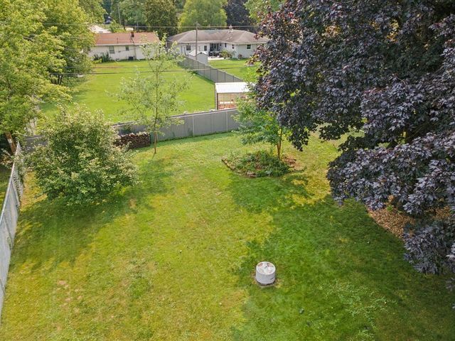 1912 S WALDEN AVENUE, Appleton, WI 54915