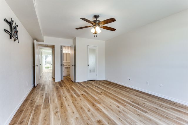 4014 Ridglea Country Club Drive, Fort Worth, TX 76126
