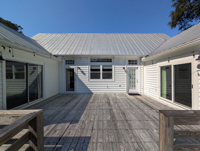 123 Cassena Street, Mcclellanville, SC 29458