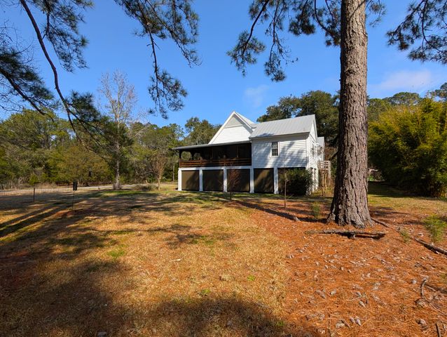 123 Cassena Street, Mcclellanville, SC 29458