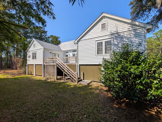 123 Cassena Street, Mcclellanville, SC 29458