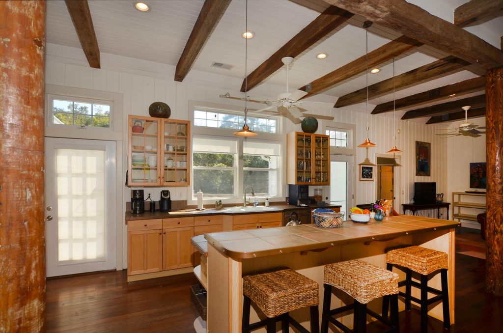 Image 14 of property listing at 123 Cassena Street, Mcclellanville, SC 29458