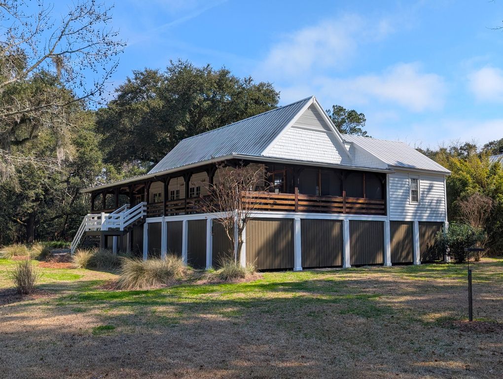 Image 3 of property listing at 123 Cassena Street, Mcclellanville, SC 29458