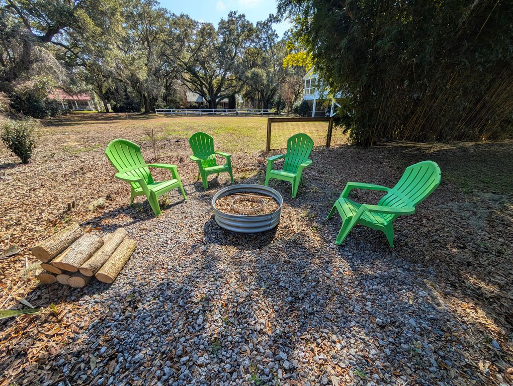 Image 33 of property listing at 123 Cassena Street, Mcclellanville, SC 29458