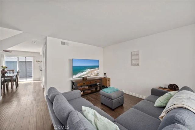 414 Woodpark Way, Oceanside, CA 92058