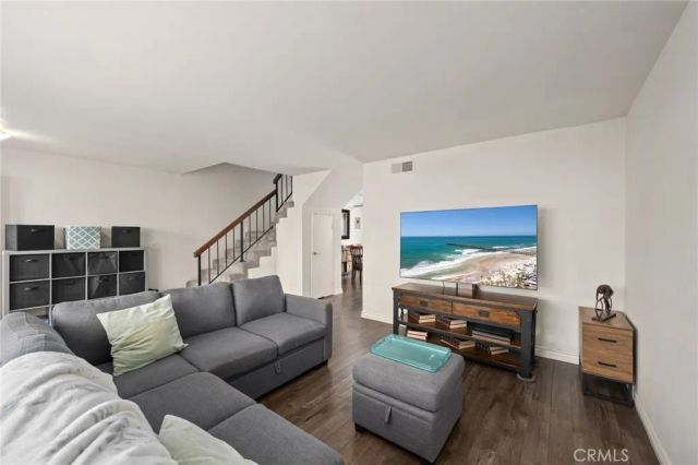414 Woodpark Way, Oceanside, CA 92058