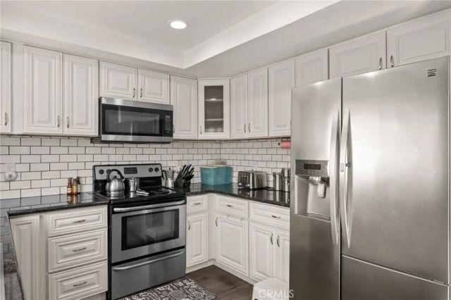 414 Woodpark Way, Oceanside, CA 92058
