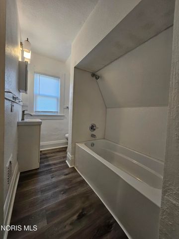 401 Platt Street, Toledo, OH 43605
