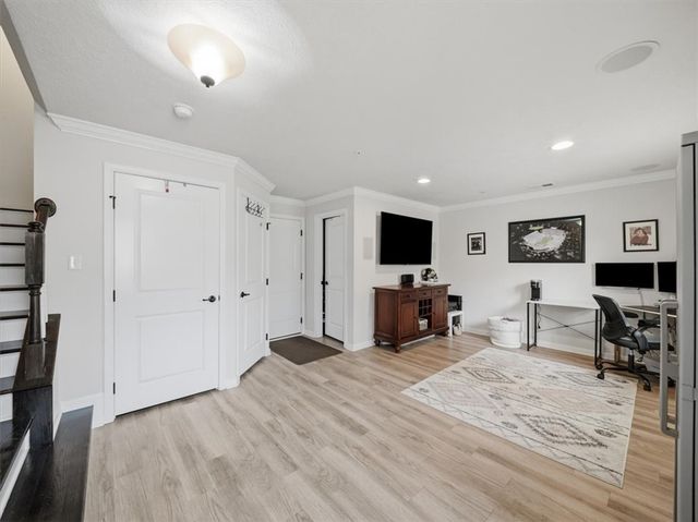 432 Fairmont Dr, Marshall, PA 15090