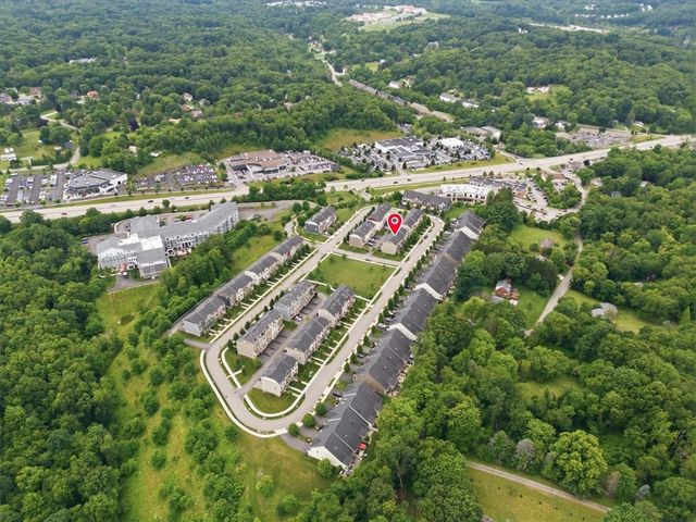 432 Fairmont Dr, Marshall, PA 15090