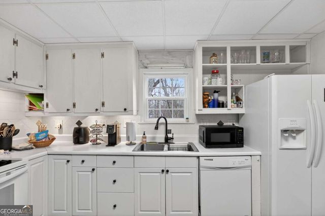 44 E Johnson Street, Temple, GA 30179